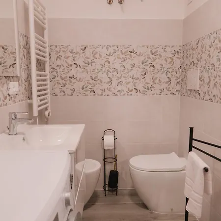 Apartment Civico144 *