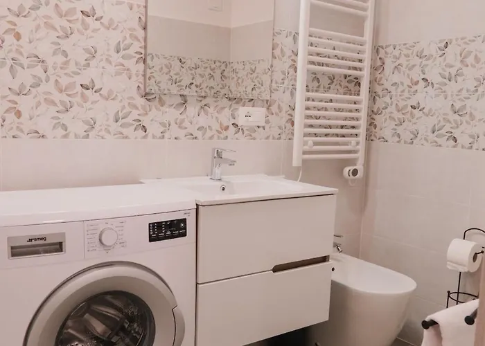 דירה Civico144 *